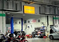 Carros Centre (D25), Factory #610994181